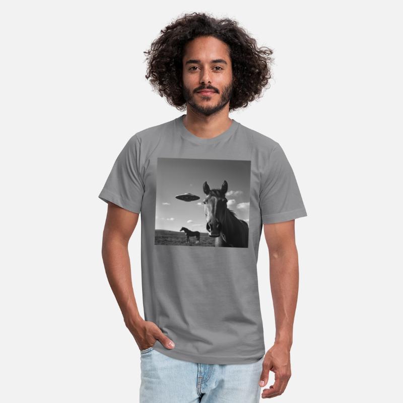 Horse Selfie with UFO Weird 50s Photo 2